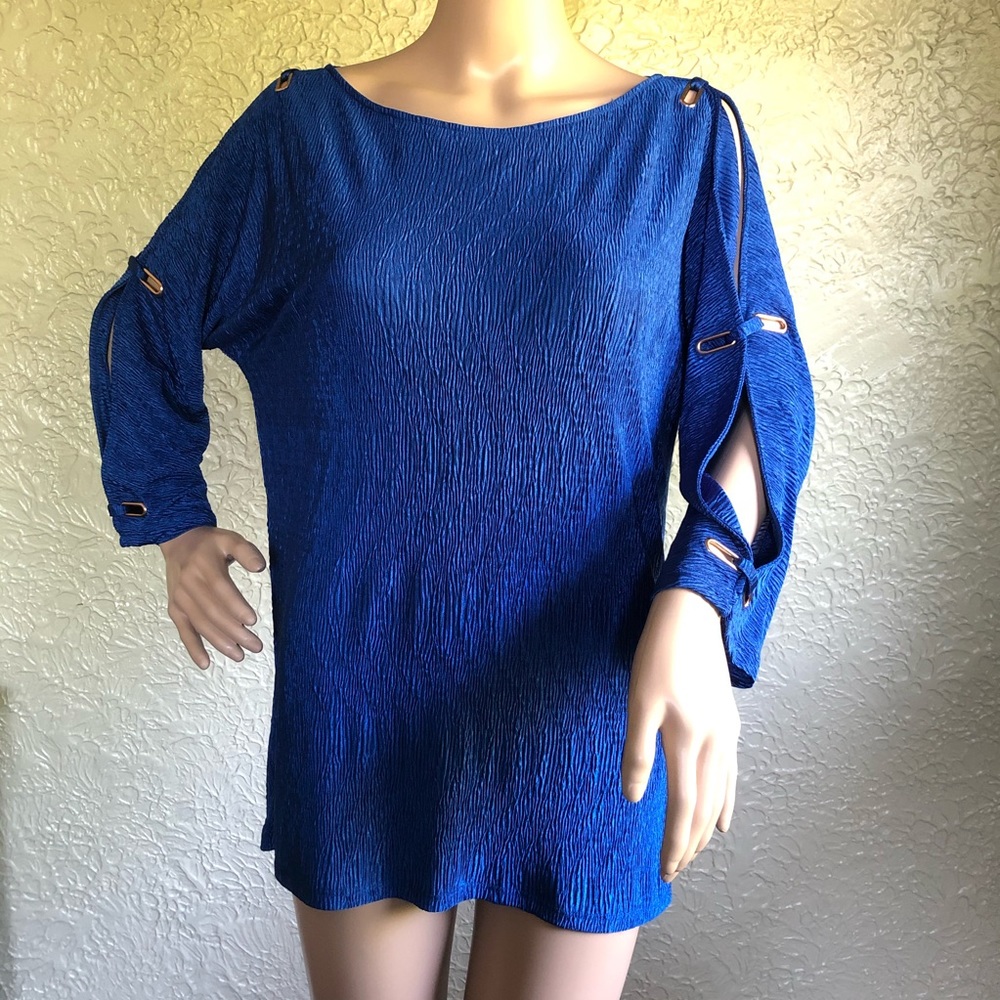 Cable & Gauge Longsleeves w/ Cut Out Details Size L